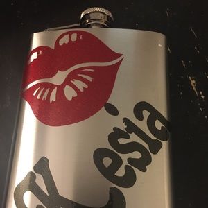 Personalized flasks